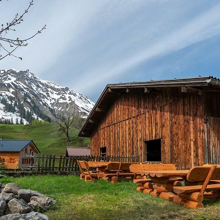 Bergwelt-M - Scheunencamping Schröcken المظهر الخارجي الصورة