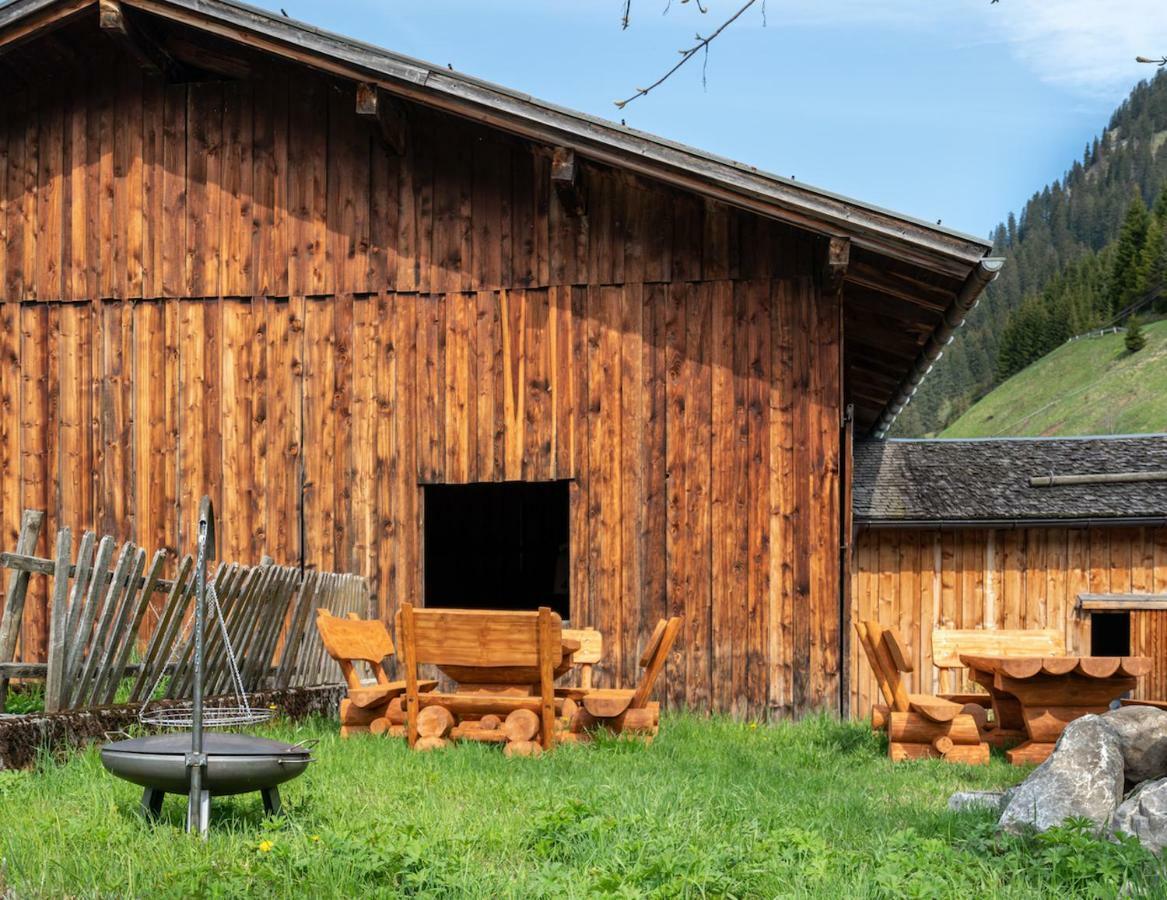 Bergwelt-M - Scheunencamping Schröcken المظهر الخارجي الصورة